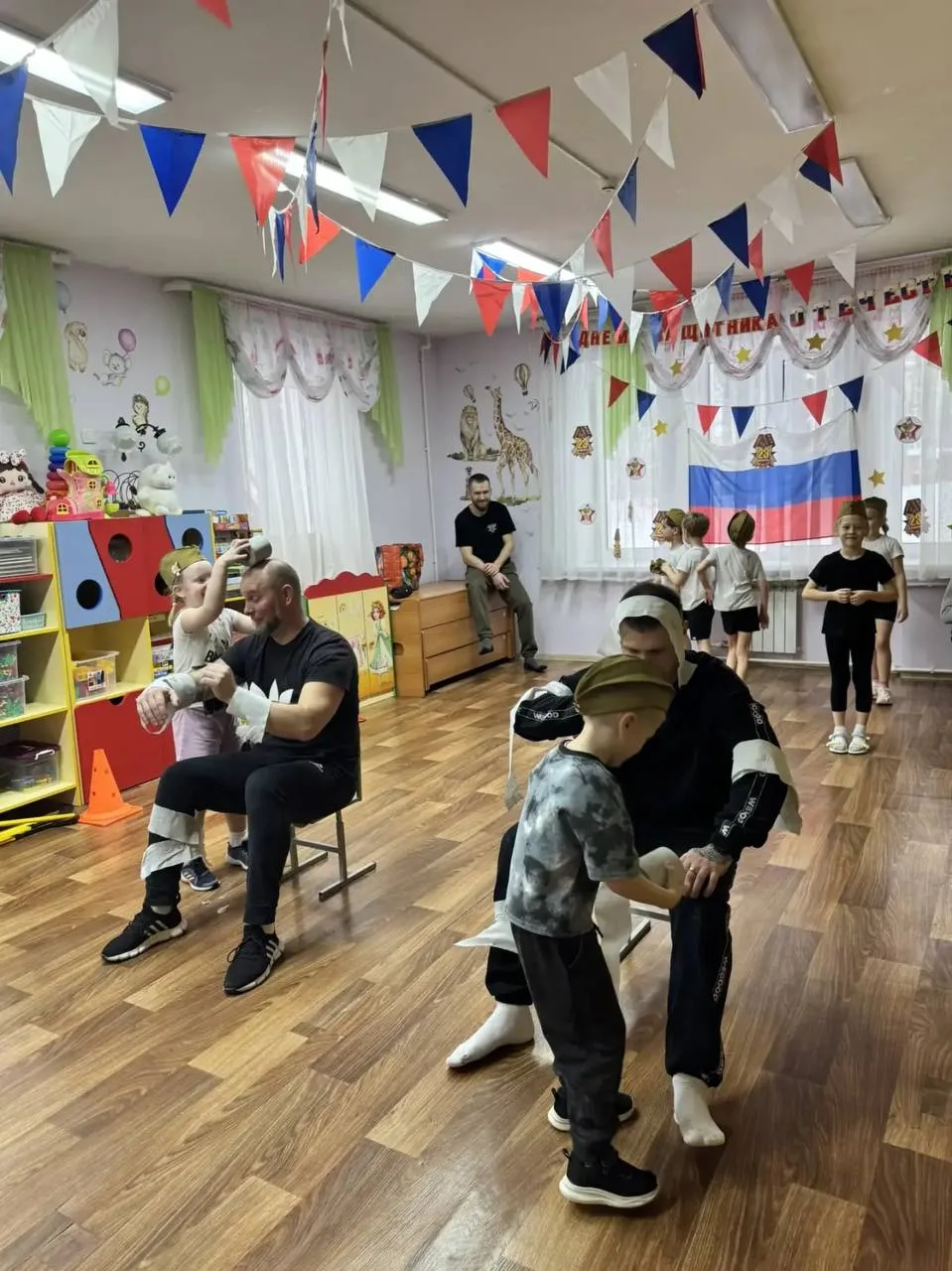 Спортивные досуги посвященные  23 февраля прошли во всех возрастных группах дошкольного отделения Ви