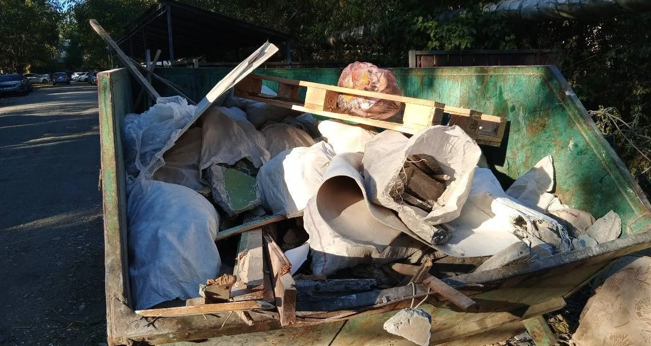 ♻🗑️ ЧИСТОТА ДВОРА – В ДЕТАЛЯХ: СКЛАДИРУЕМ ОТХОДЫ ПРАВИЛЬНО