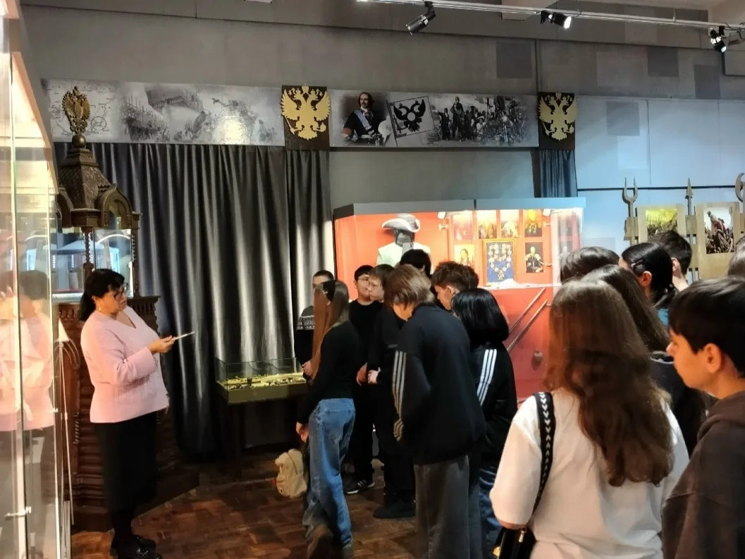💥Экскурсия в Краеведческий музей: путешествие в историю родного края   👥Ученики 7‑х классов МОУ СШ №
