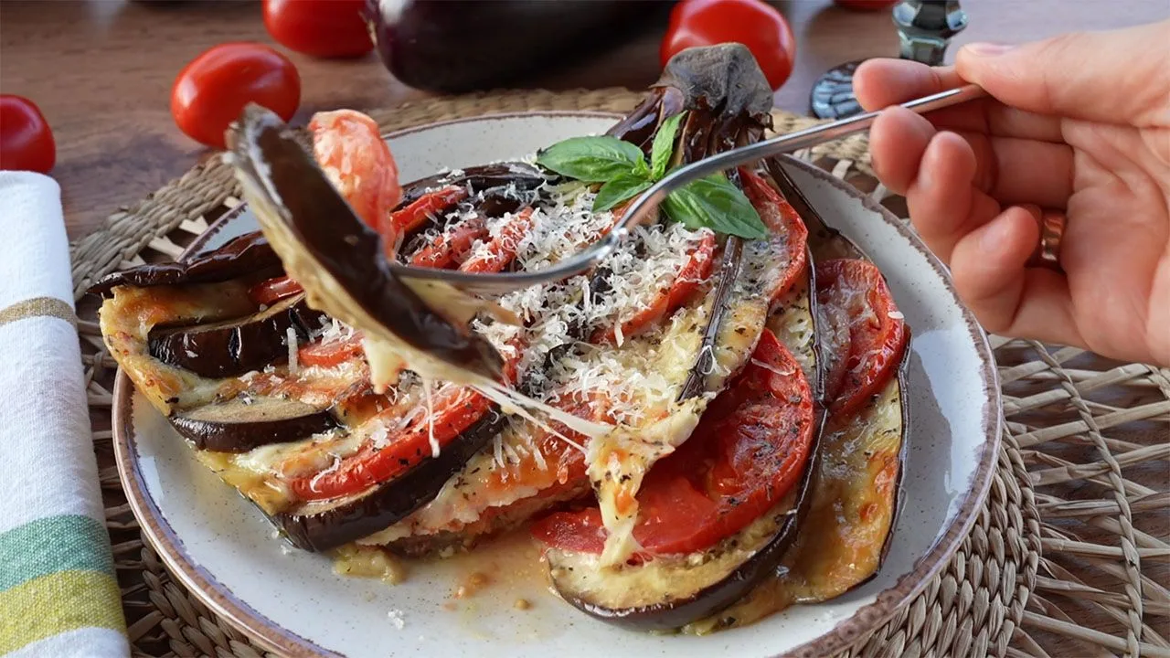 🍆Веер из баклажанов! Это баклажаны, фаршированные овощами, мясом и различными видами с...
