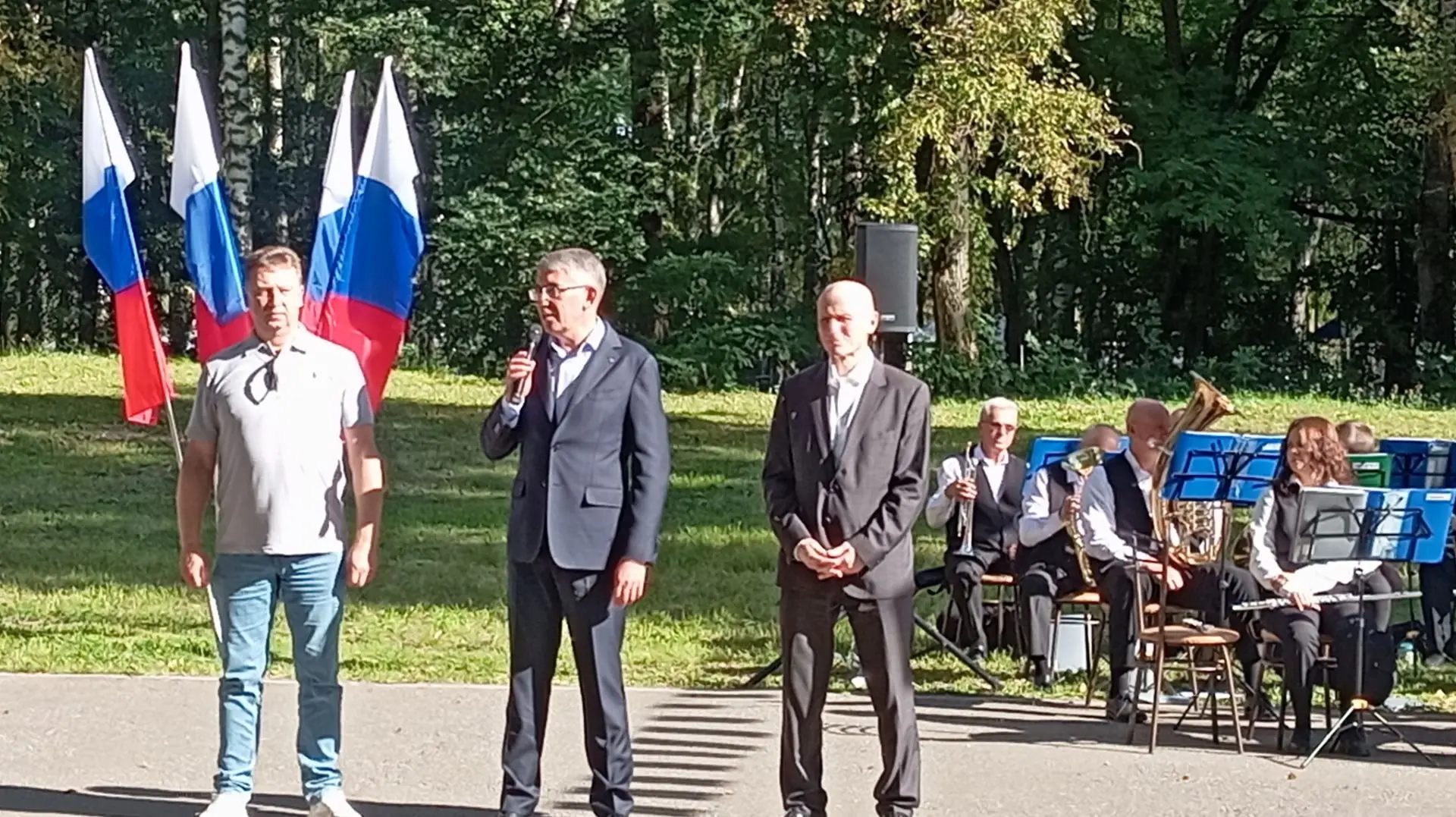Сегодня наш город отмечает 70 летие. Поздравить с юбилеем приехал губернатор Тульской о...