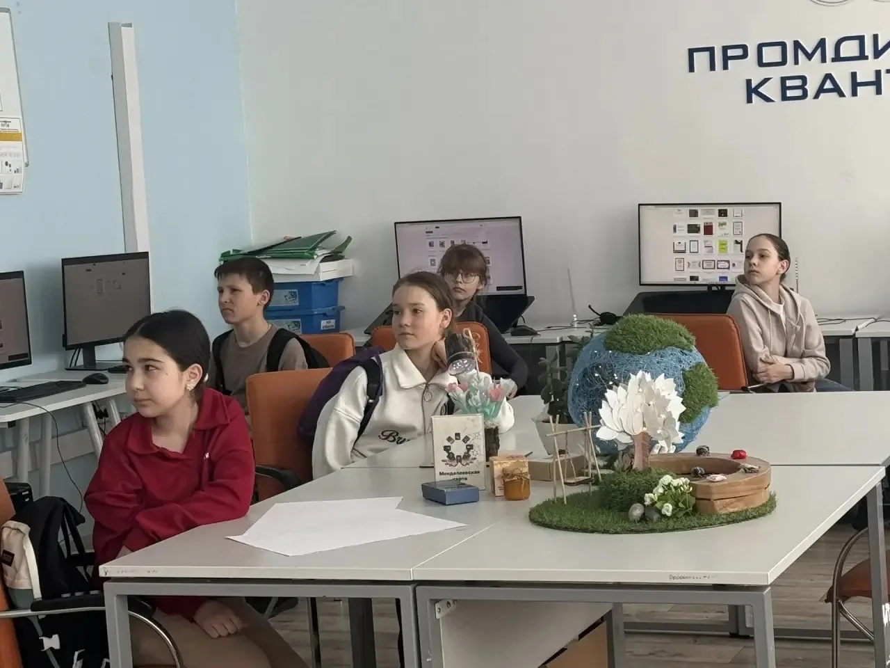 🚀 #НеделяВысокихТехнологий 💻  Сегодня снова рады были побывать у  наших друзей в Кванториуме! ❤️ Уже