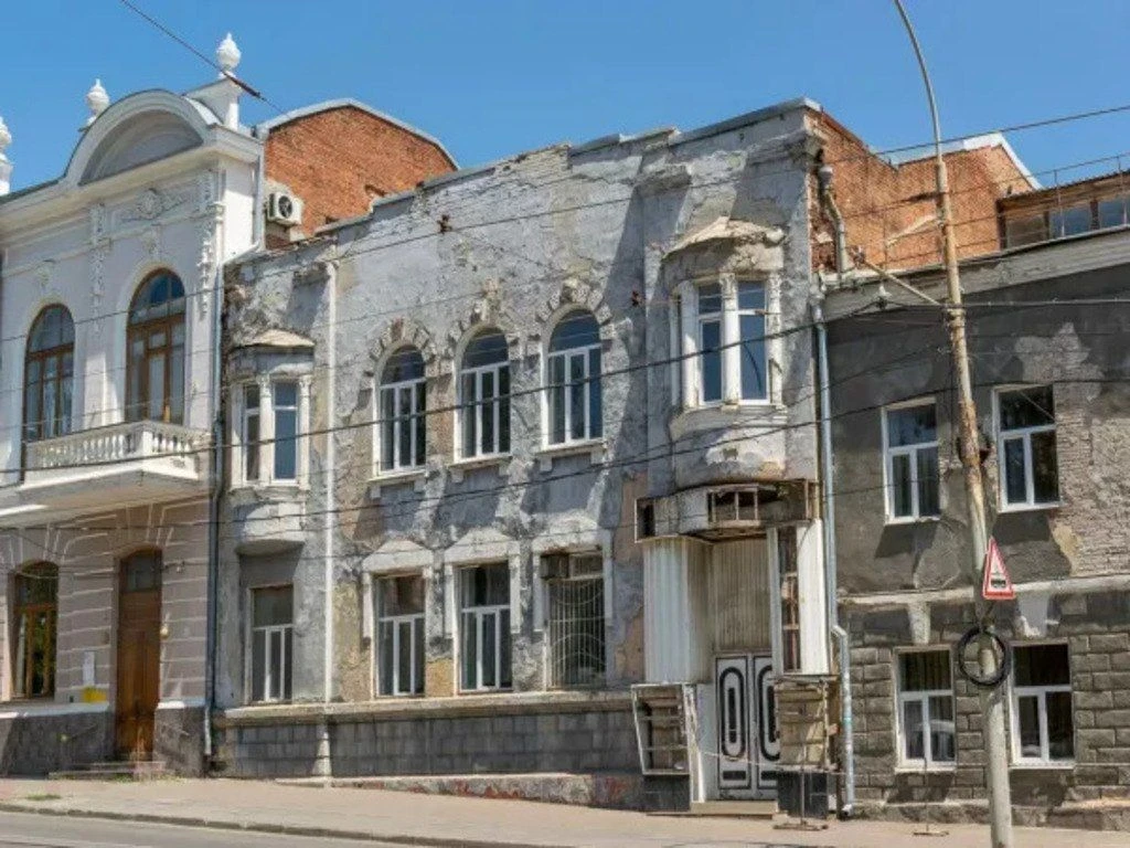 🏛 В Ростове отреставрируют старинное здание церковного попечительства