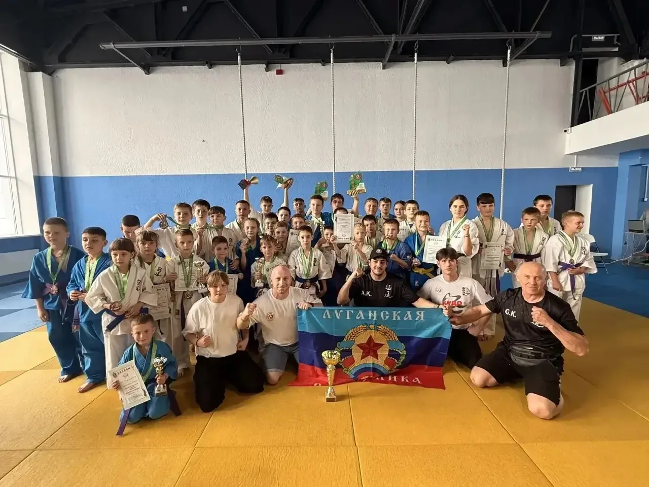 🏆 Триумф сборной ЛНР на Межрегиональных соревнованиях по КУДО!