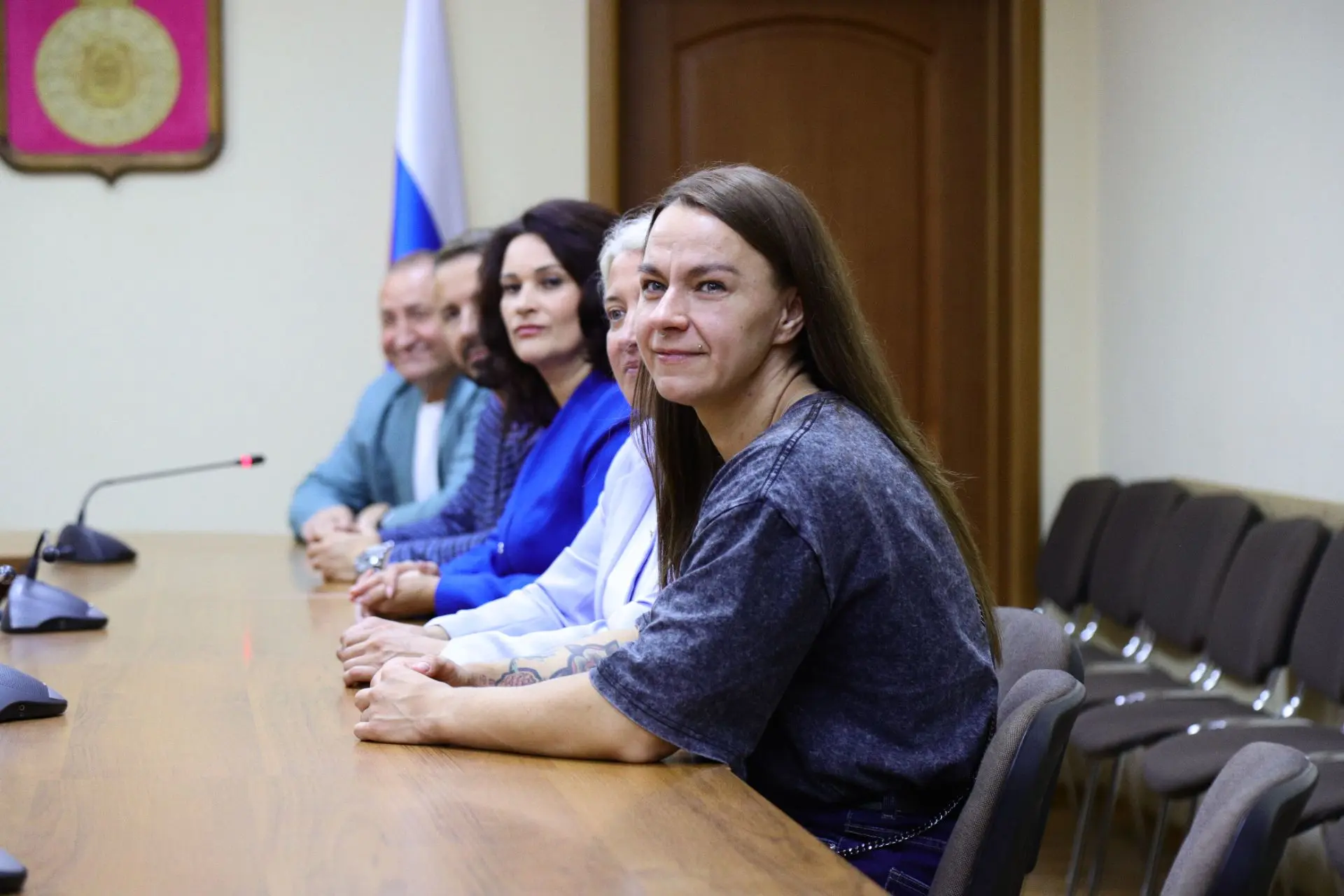 Приняла участие в  заседание фракции «Единая Россия» в Совете депутатов городского округа.