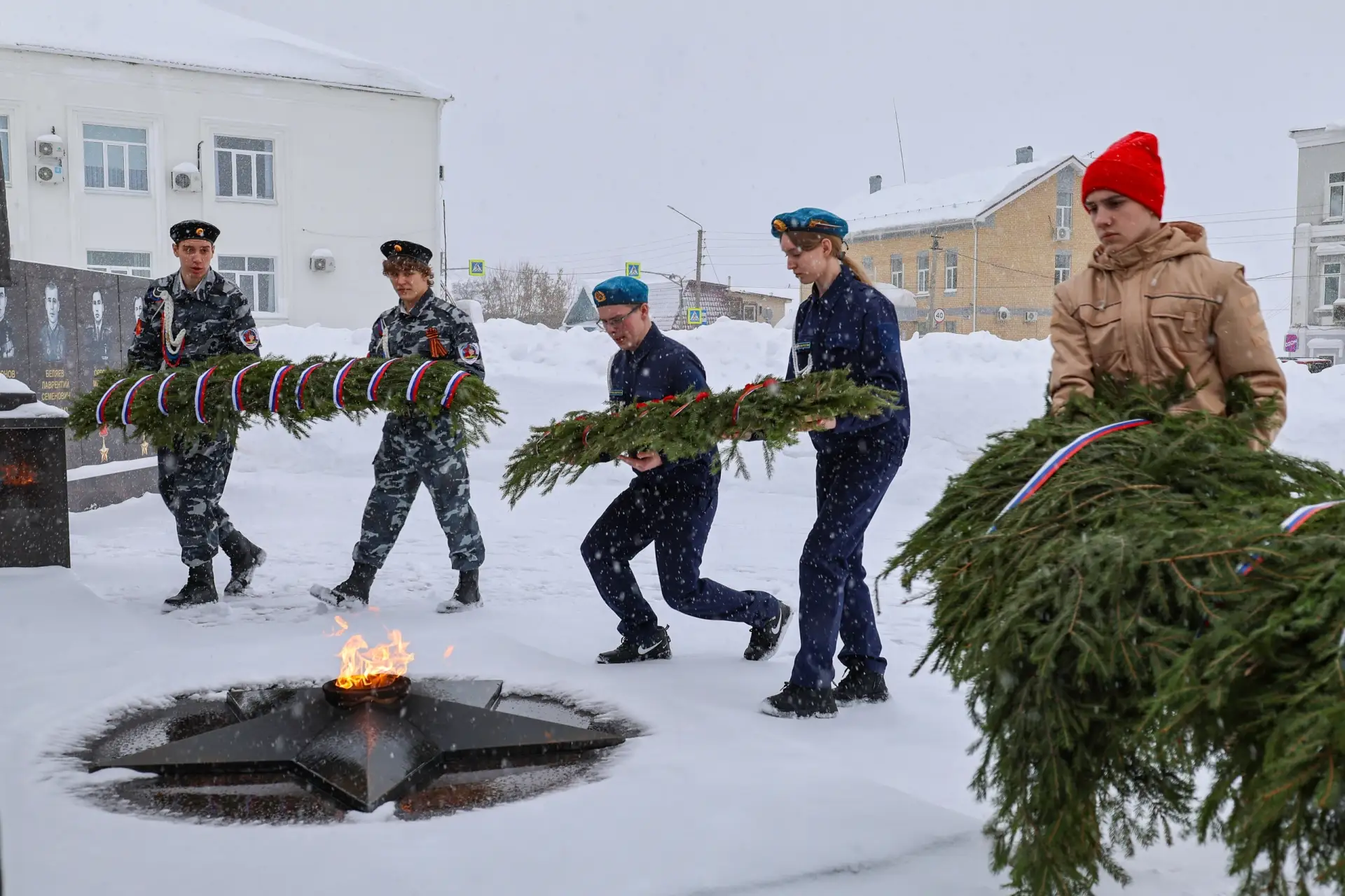 «Защитник»... Это слово не имеет времени. Оно вечно. Оно звучит гордо на всех языках.  20 февраля в 