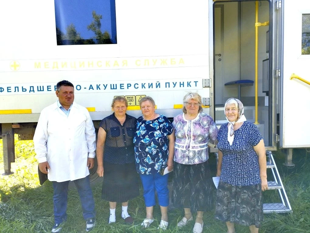 8 июня Специалисты ОБУЗ «Обоянской ЦРБ» организовали выезд в село Бегичево, чтобы позаботиться о здо
