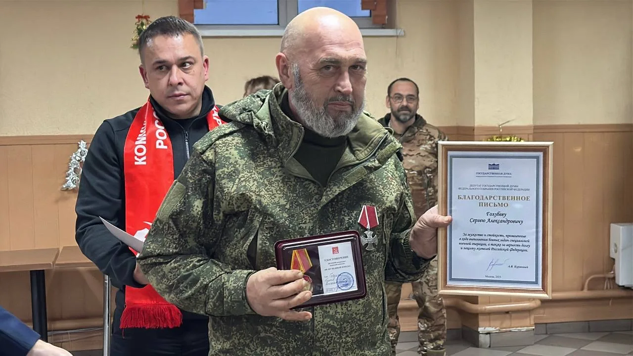 Вместе с моим товарищем, сенатором-коммунистом Айратом Гибатдиновым посетили Курскую область – один 