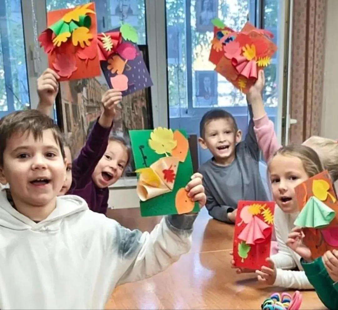 «С любовью от внуков»: открытка, которая оживает! ❤️🎨