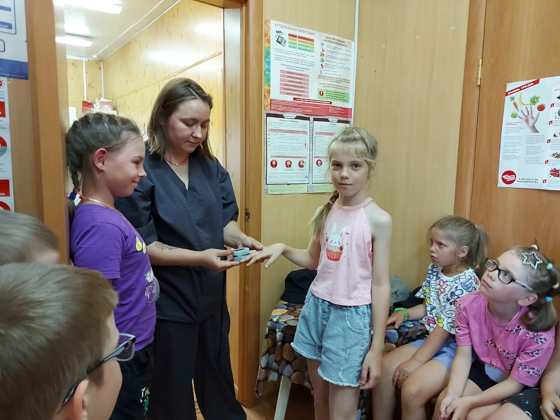 ☀️ БУДНИ В НАШЕМ ЛАГЕРЕ ☀️

🏥 8 июня – День здоровья

🥕 На «минутке здоровья» под названием «Полез