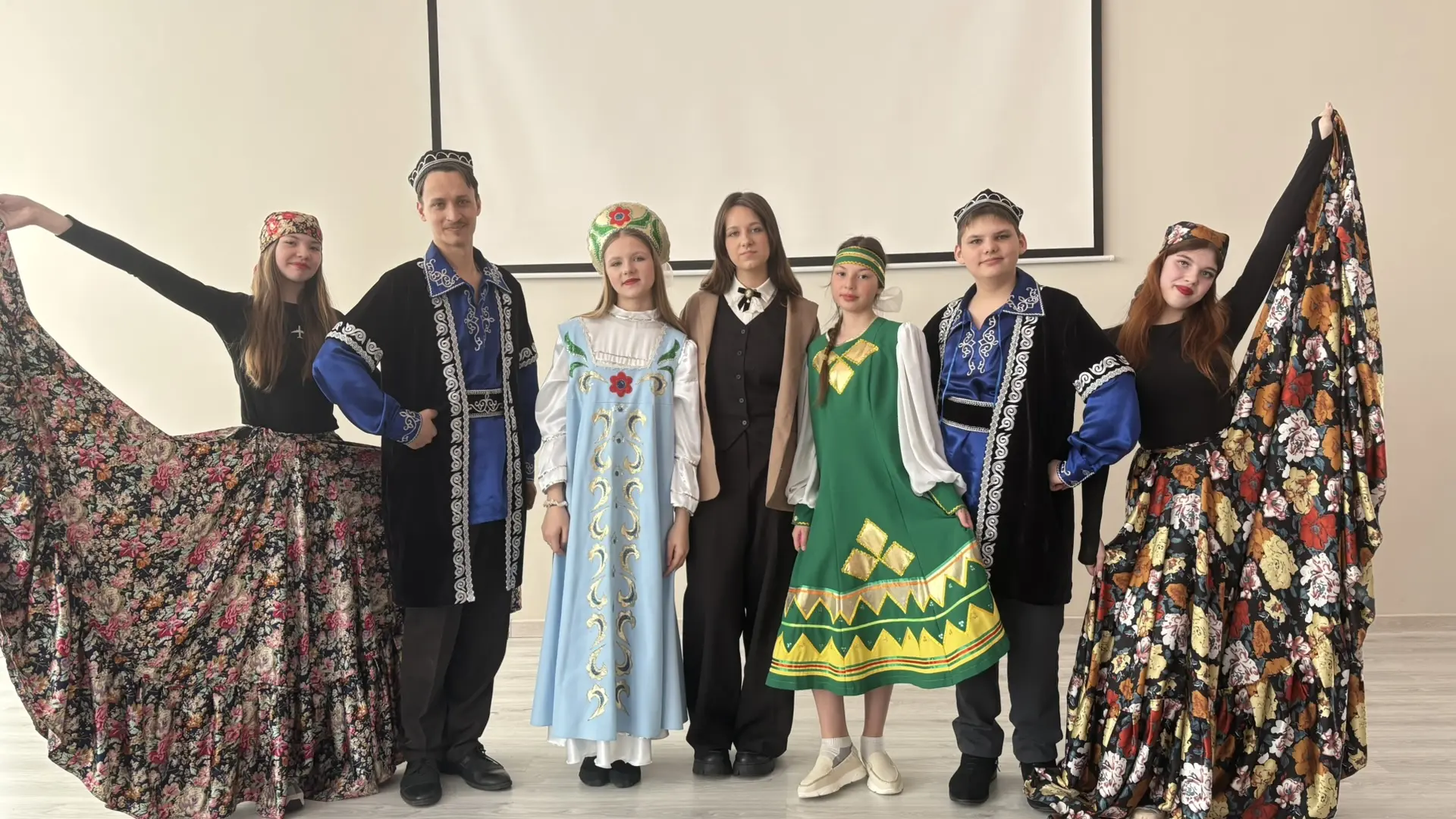 🎭Театр объединяет сердца!💕