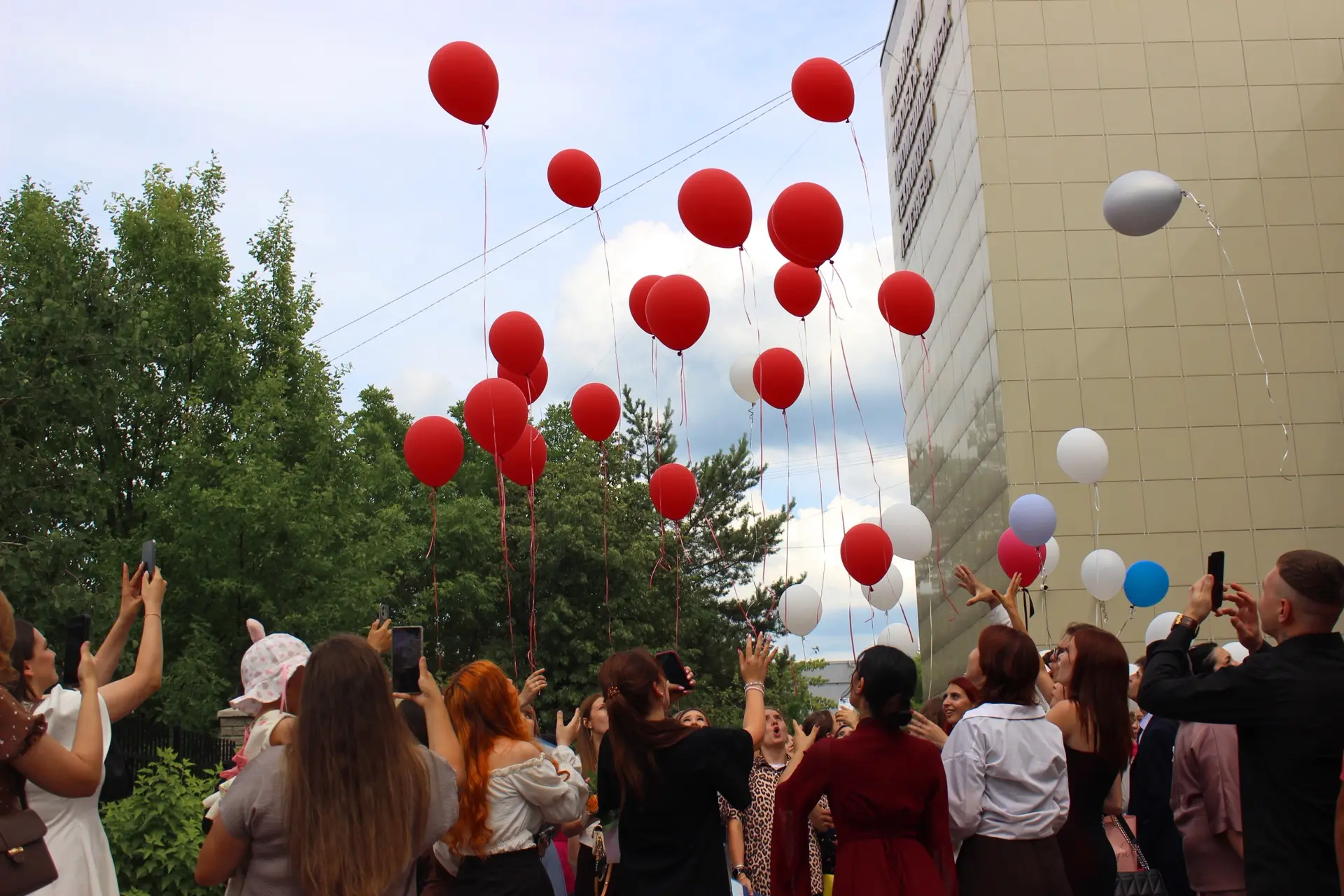 Свершилось! Яркий финал большого пути 🎓

1 июля☀️в нашем колледже состоялся самый трогательный и во