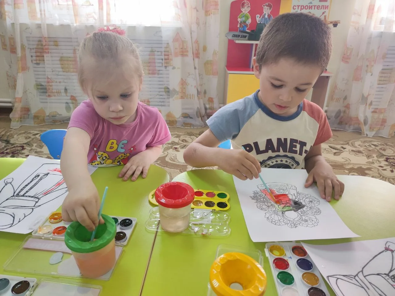 ✨ День народной куклы✨

✨Ребята познакомились с народными куками и узнали традиции, связанные с ними