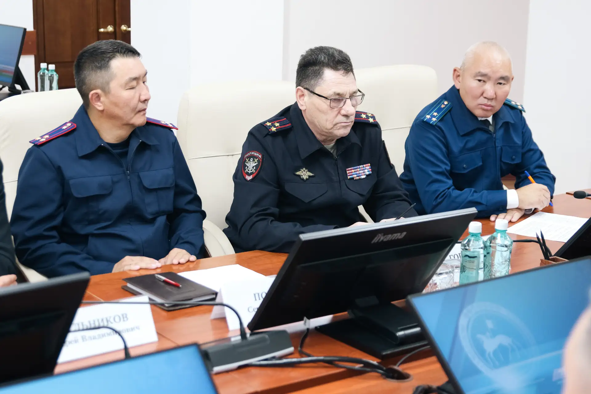 Начальник Якутской транспортной полиции принял участие в совещании по вопросам развития...