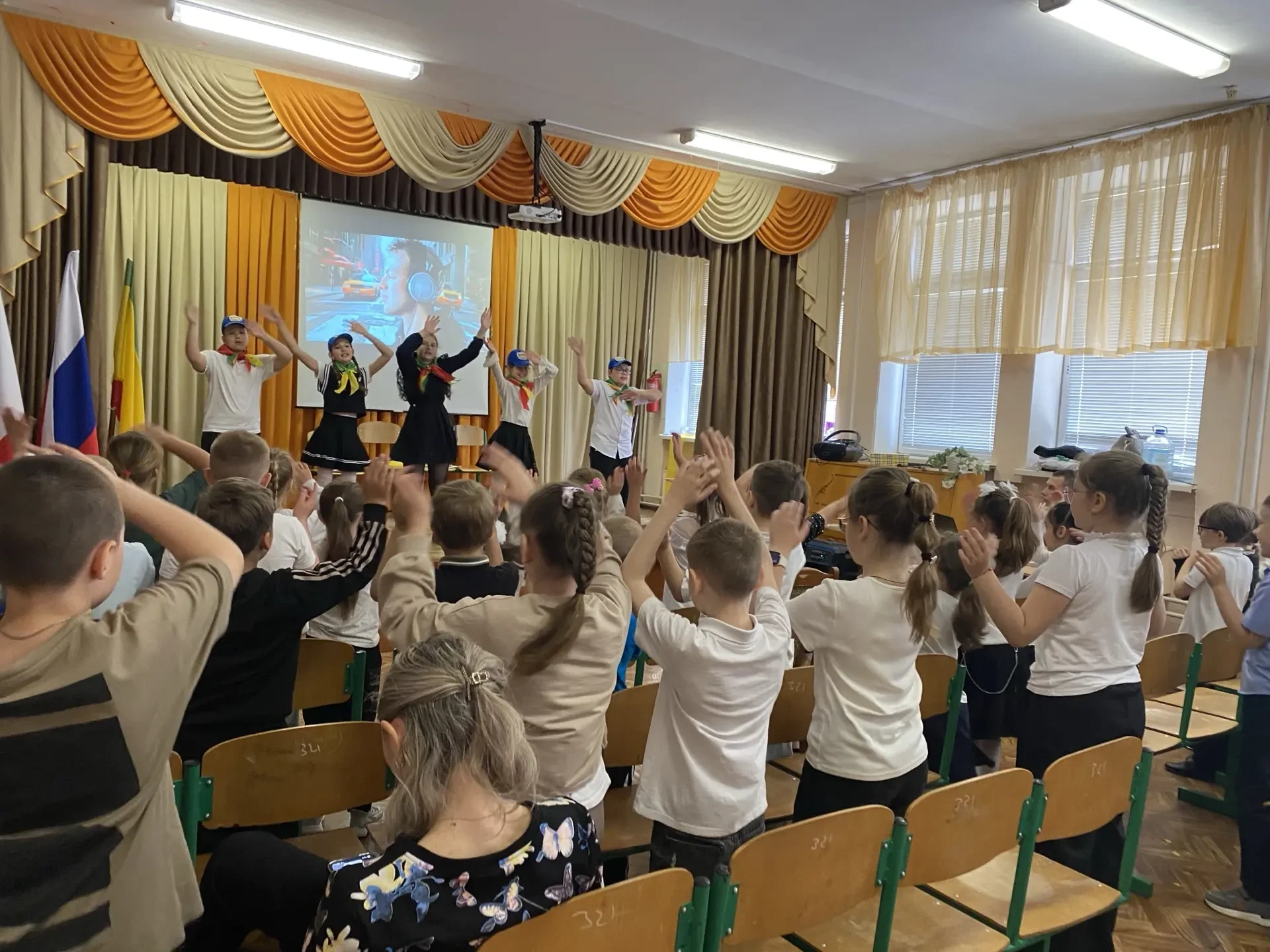 22.05.2026 года юные инспекторы движения, обучающиеся группы 2-Б кружка "Безопасное колесо" МБОУДОД 