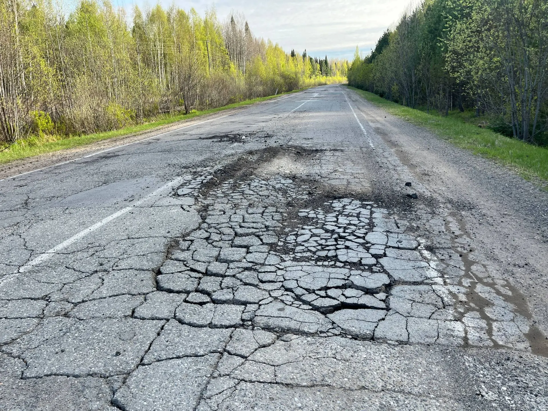 ❗️🛣️ После вмешательства прокуратуры Тегульдетского района Томской области отремонтиро...
