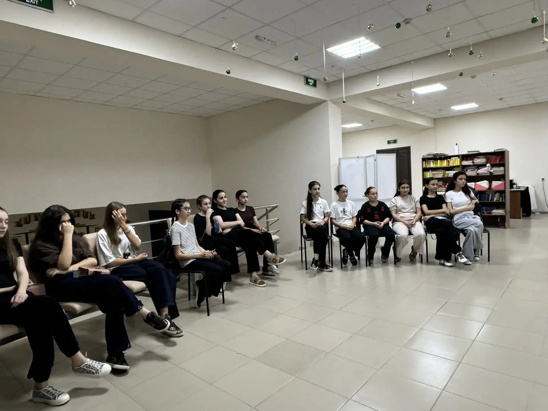 В СДК им. Тухужева А.М. обучающиеся школ с.п. Нартан стали участниками интеллектуальной...