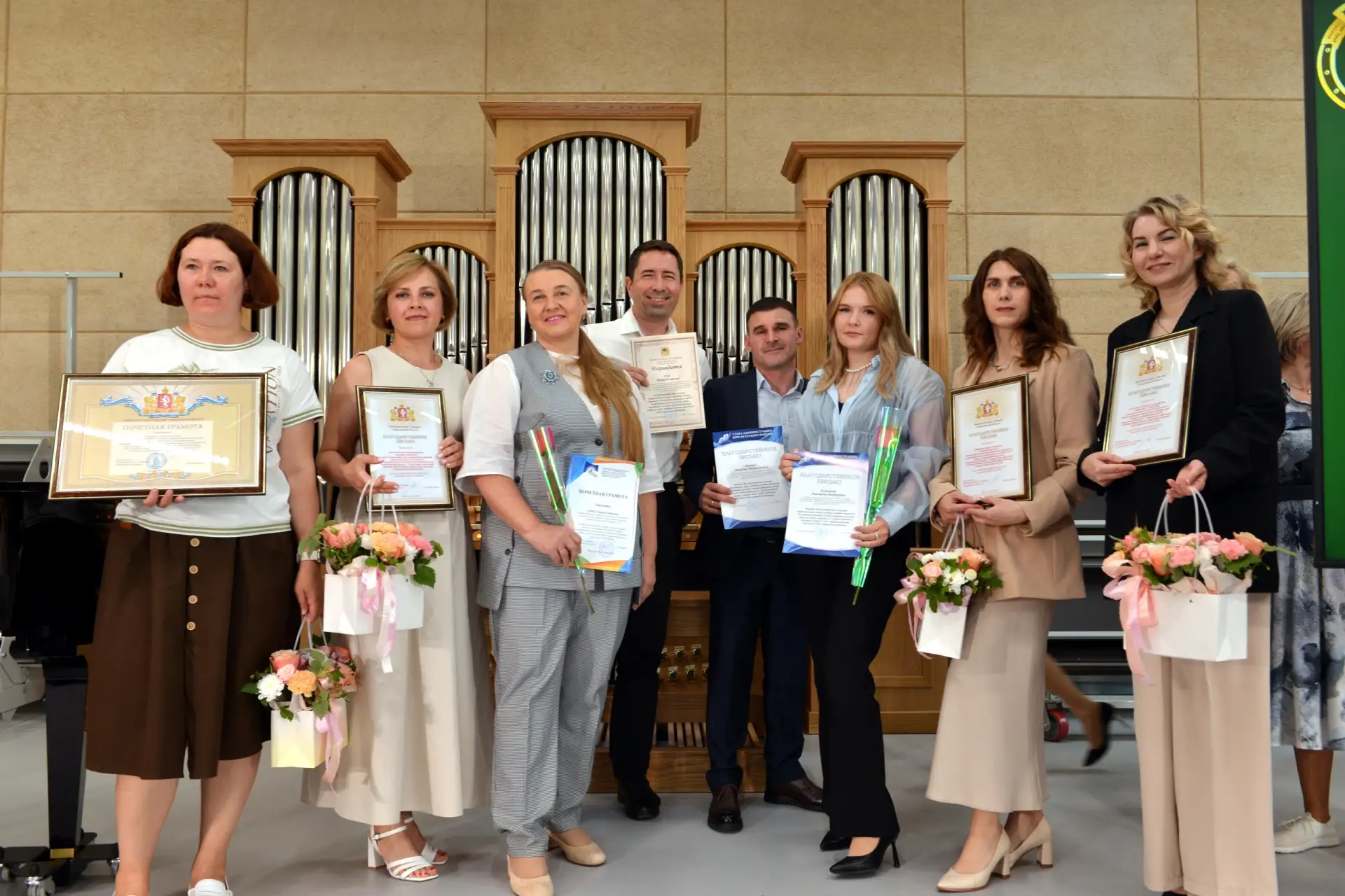 День социального работника: как поздравляли лучших в профессии 💐

11 июня в стенах Детской музыкаль