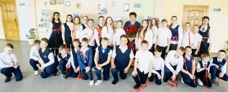 25 мая в МБОУ "Гимназия N11 г.Ельца"  состоялся традиционный праздник «Прощание с начальной школой».