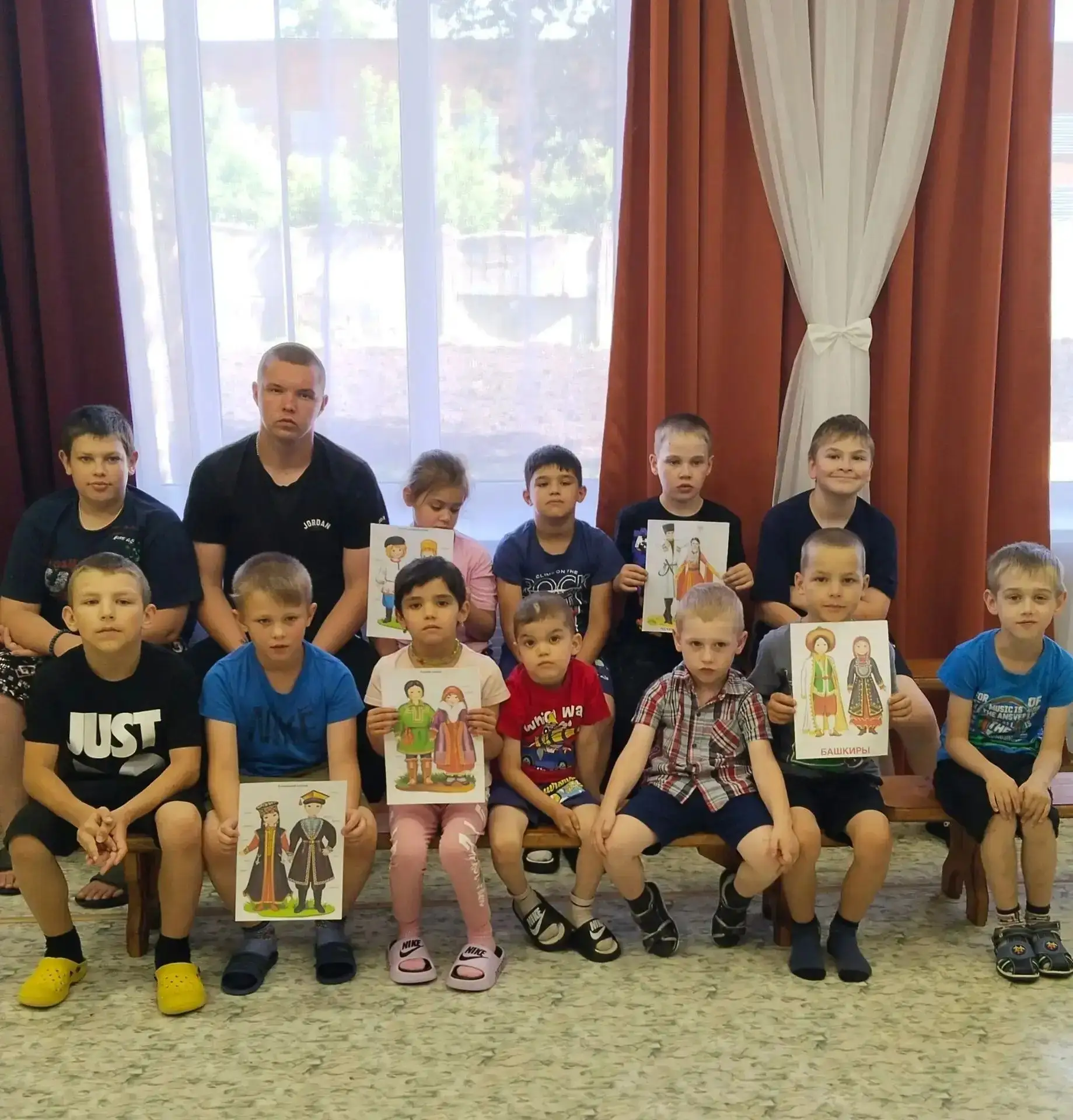 19 июня в ГКУ Тяжинский СРЦ прошла квест-игра под названием "Народов много - Родина одна", посвящённ