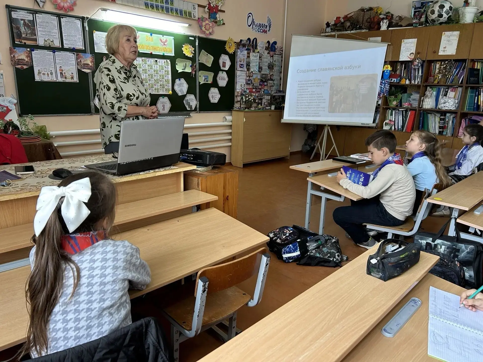 Дондуковский народный музей провёл выездное мероприятие в школе № 10 — лекцию «Наследие...