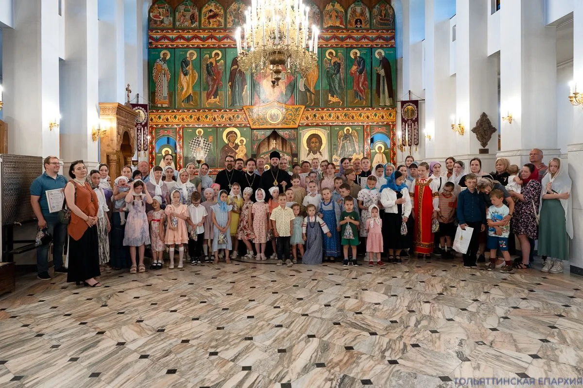 Фестиваль «Пасхальная капель» завершился вручением специальных призов от правящего архиерея

В течен
