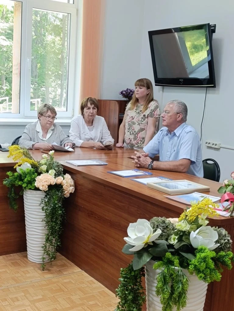 С Наступающим днём Медицинского работника!

Сегодня в актовом зале Противотуберкулезного Диспансера 