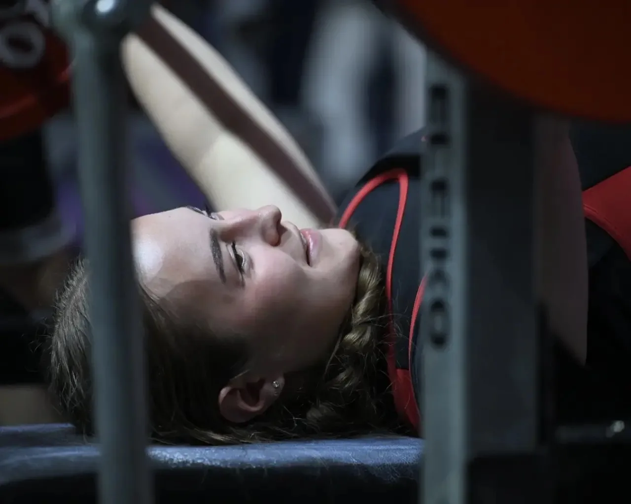 🏋️‍♂️ В Ноябрьске подвели итоги Кубка страны по пауэрлифтингу