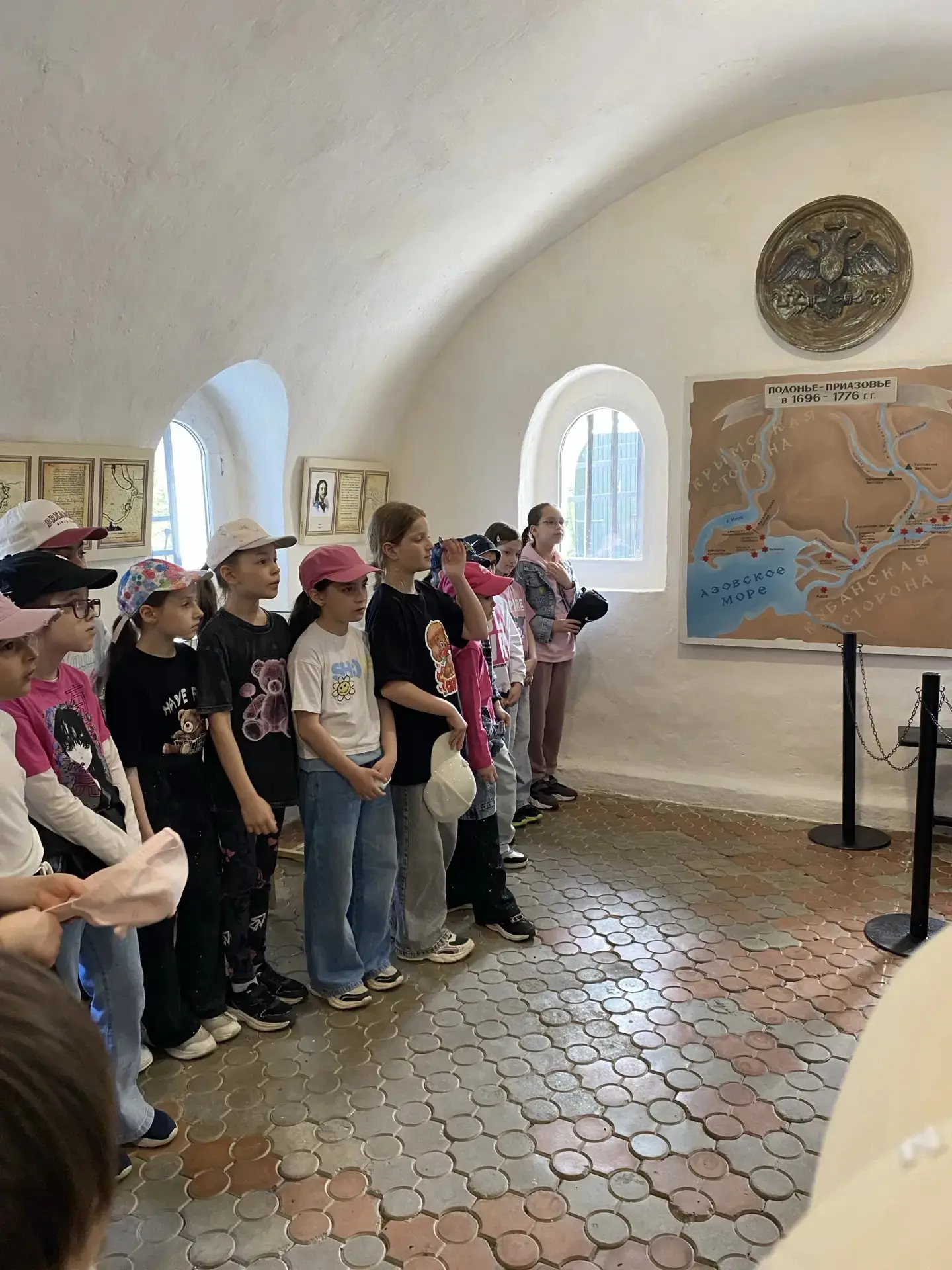 Обучающиеся 1 б, 2 а, 2 в, 3 б, 3 в классов посетили экскурсию *"В поисках клада"* г.Ак...