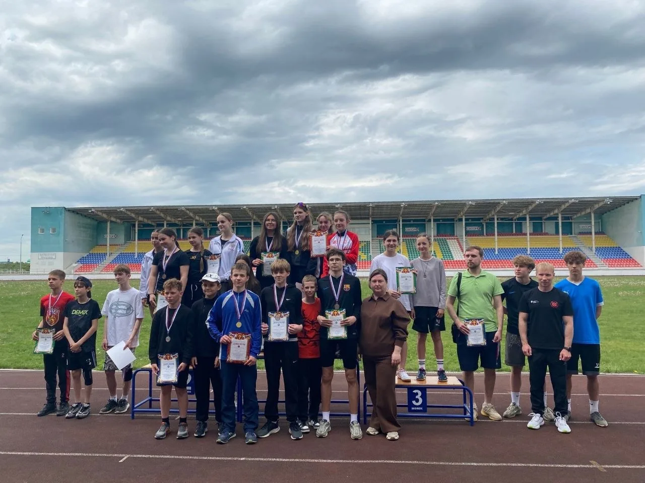🏆В Губкине прошёл спортивный праздник в рамках комплекса «Готов к труду и обороне».  Около 40 участн