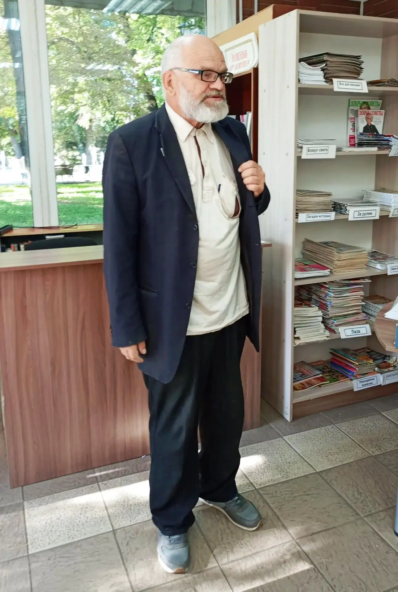 🎶📚Читальный зал сада «Липки» стал центром притяжения для ценителей музыки и литературы.