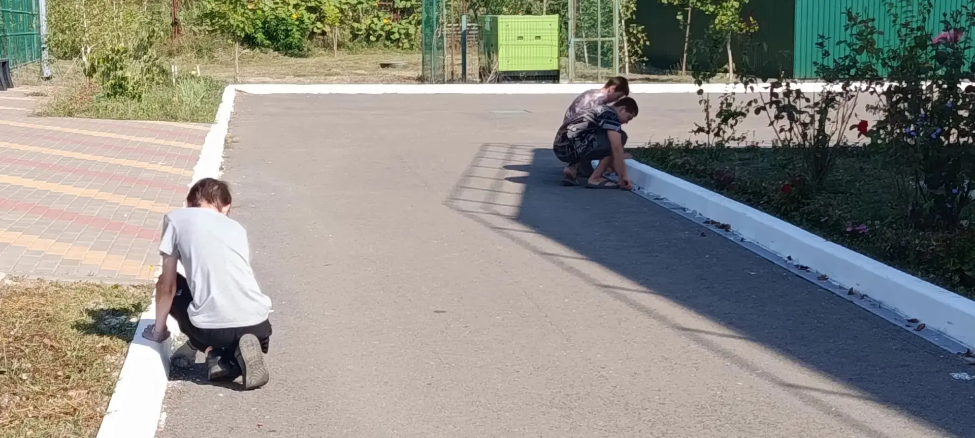 Считаные дни до 1 сентября, и в школе кипит работа! Наши старшеклассники уже включились...