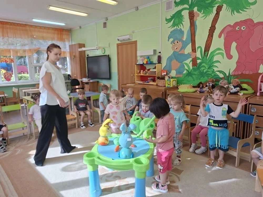 ПОЗАДИ НАСЫЩЕННАЯ НЕДЕЛЯ В ДЕТСКОМ САДУ, И МЫ С РАДОСТЬЮ ВСТРЕЧАЕМ  ВЫХОДНЫЕ