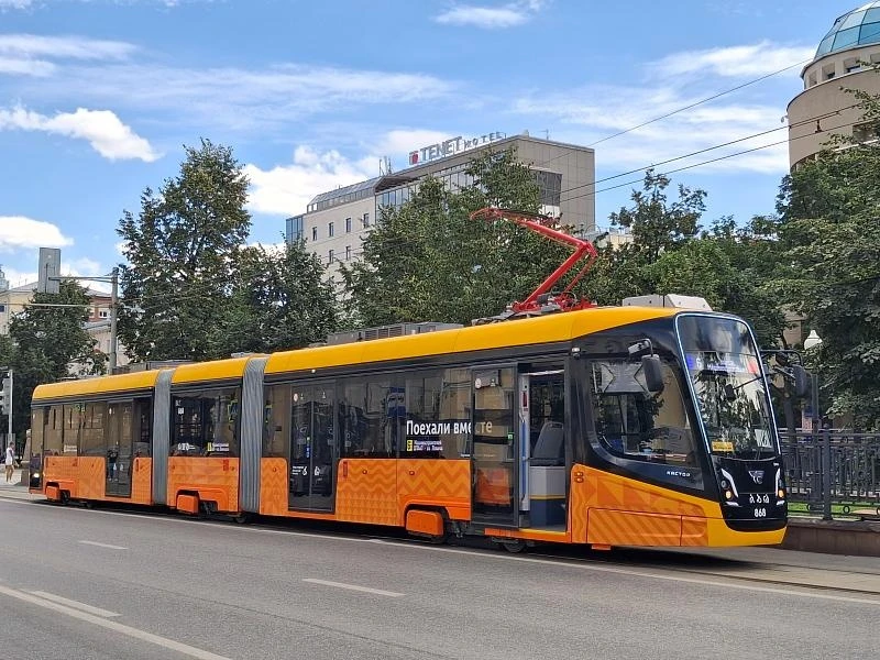 УКВЗ поставил Екатеринбургу 30 трехсекционных трамваев.
