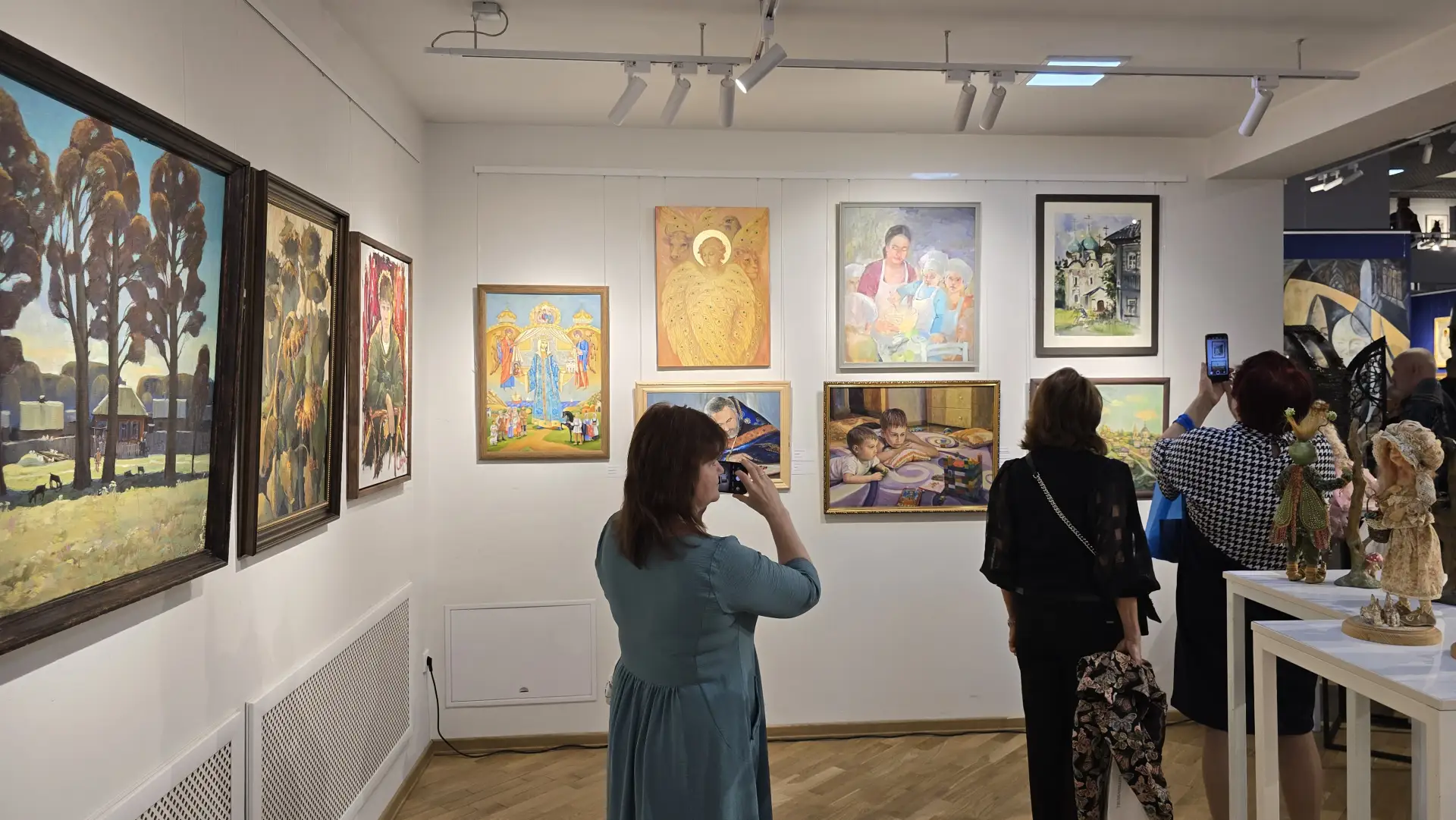 🎨 Юбилейная выставка Воронежского регионального отделения «Творческий союз художников ...