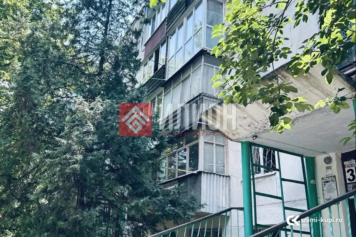 Квартира, 3-к, 63 м², 3 эт.