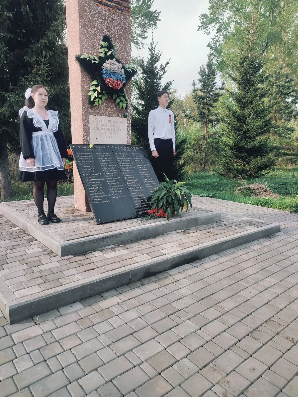 Гордость за наших выпускников!