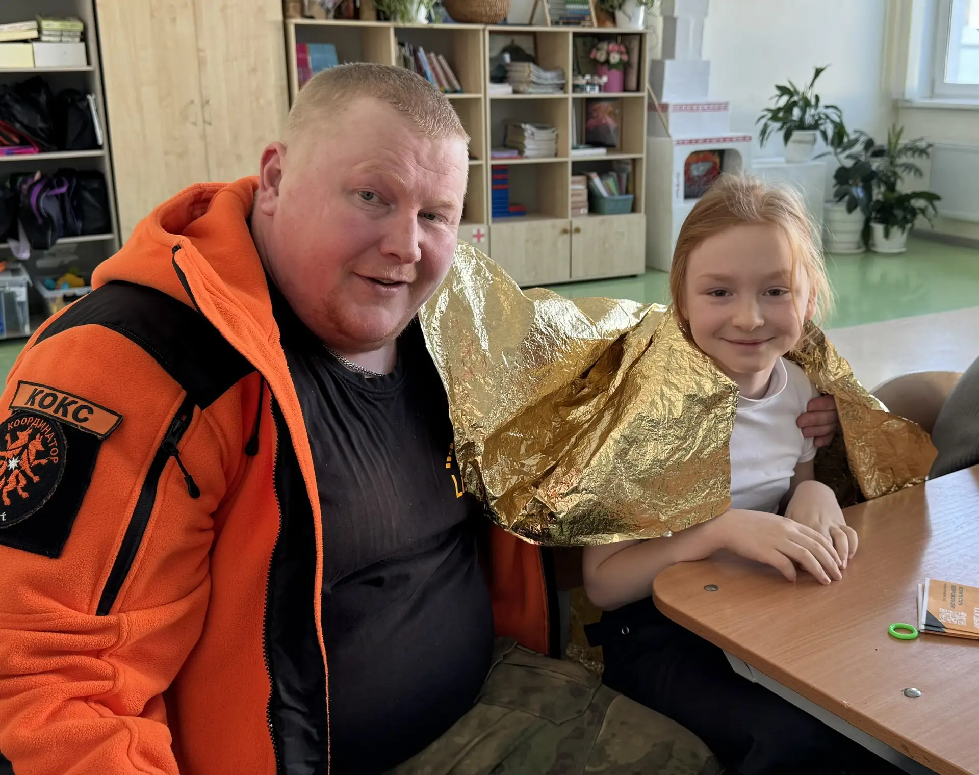 Спасатели пришли к малышам: важный урок перед праздником 🧡  В преддверии Дня защитника Отечества в н