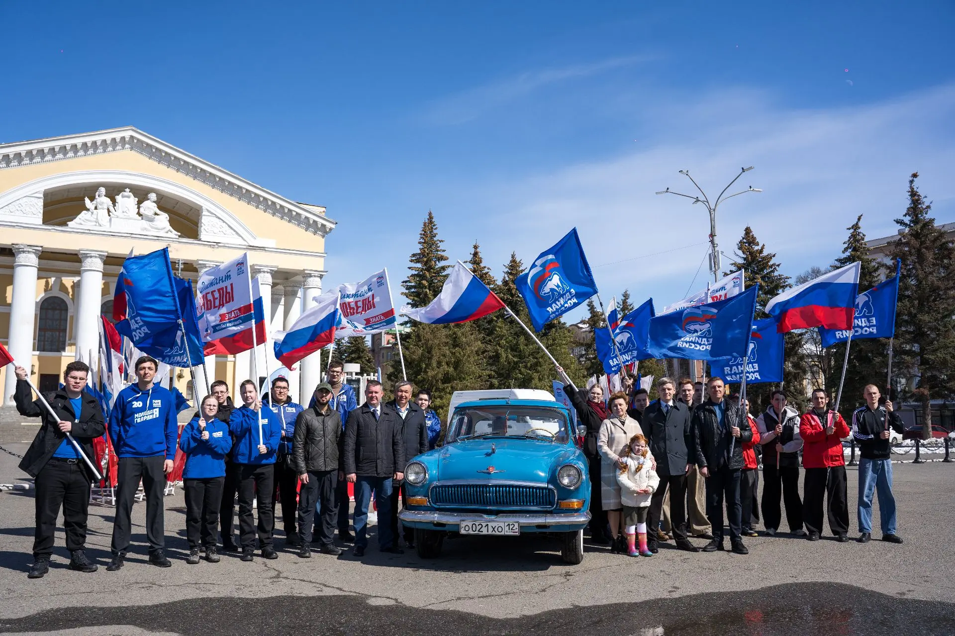 🚩 Сегодня дали старт «Автопробегу Победы» в Йошкар-Оле!  Мероприятие проходит в преддверии Междунаро