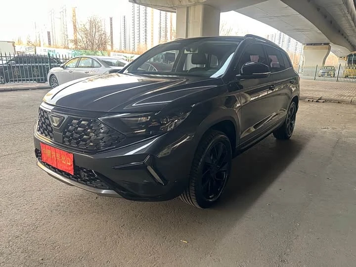 🇨🇳🚨К приобретению из Китая доступна Jetta VS7 🚘VS7 — это кроссовер максимально приближенный к автомо