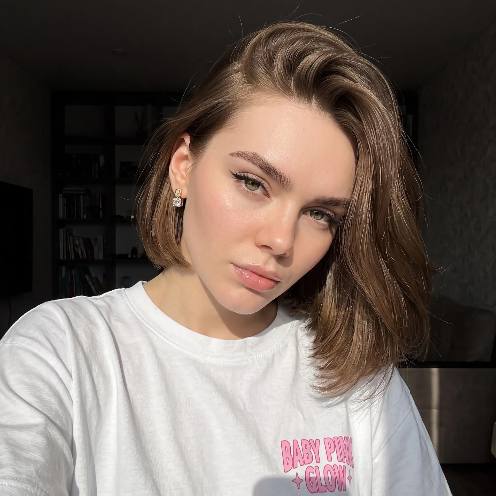 Дерзкое бьюти-селфи с жёстким дневным светом 🔥