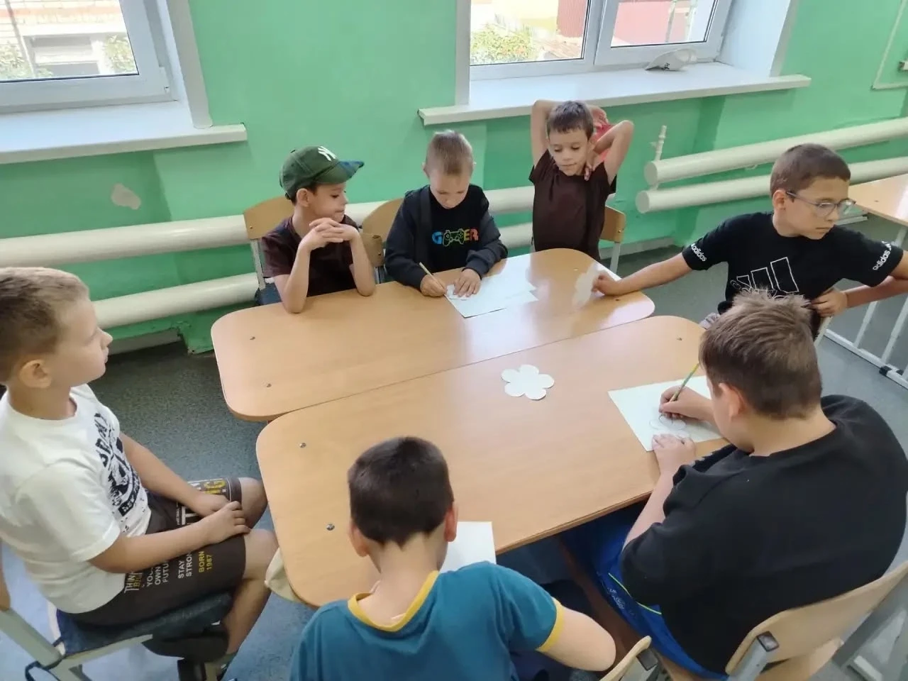 18 июня в пришкольном  лагере «Искорка» прошли яркие и познавательные мероприятия.
В летнем лагере «