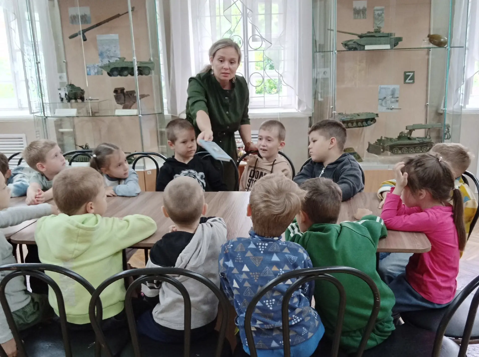Сегодня воспитанники группы "Почемучки" СП детский сад № 55 посетили мероприятие "Музей...