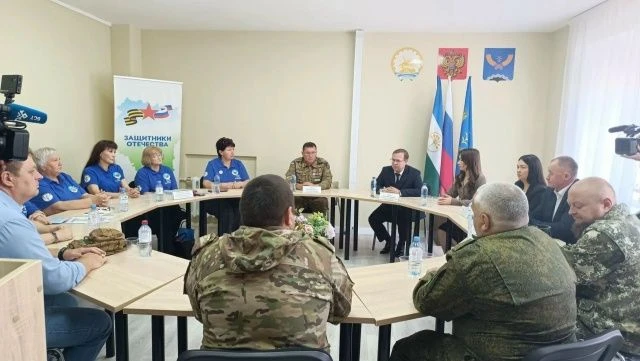 В Центре поддержки участников СВО и их семей в рамках проекта «СВОя семейная гостиная» ...