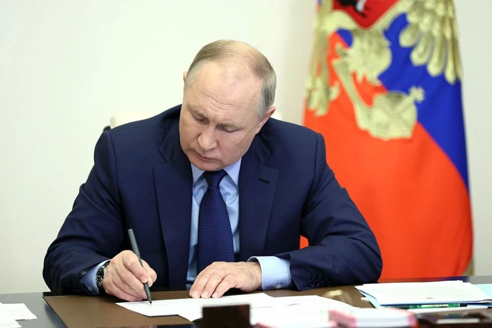 🇷🇺 Владимир Путин подписал указ о введении единых базовых мер поддержки участников СВО и их семей во