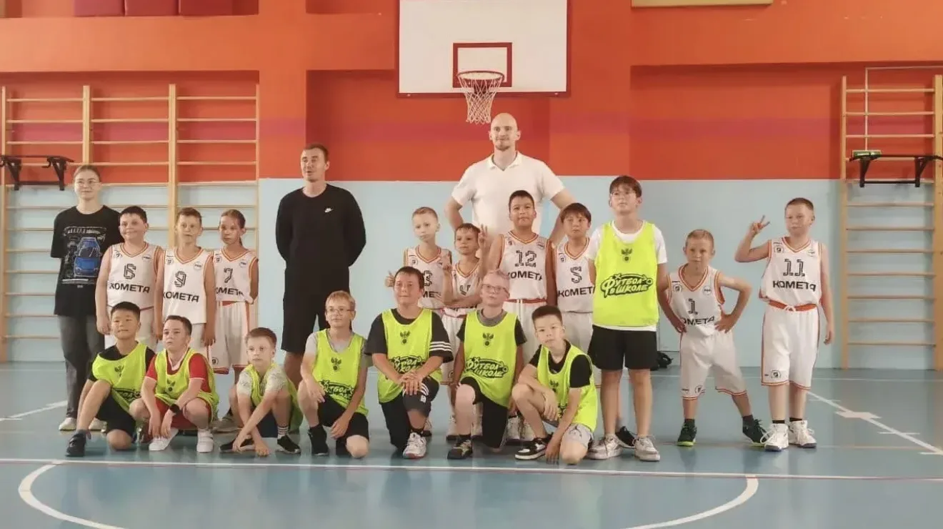🏀 Первая игра - первый шаг к большим победам!

15 июля в стенах МАОУ СОШ №20 состоялась товарищеска