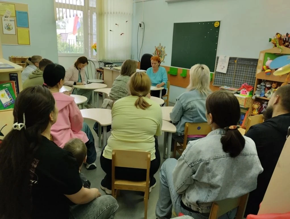 В группе раннего возраста прошло родительское собрание по итогам года.