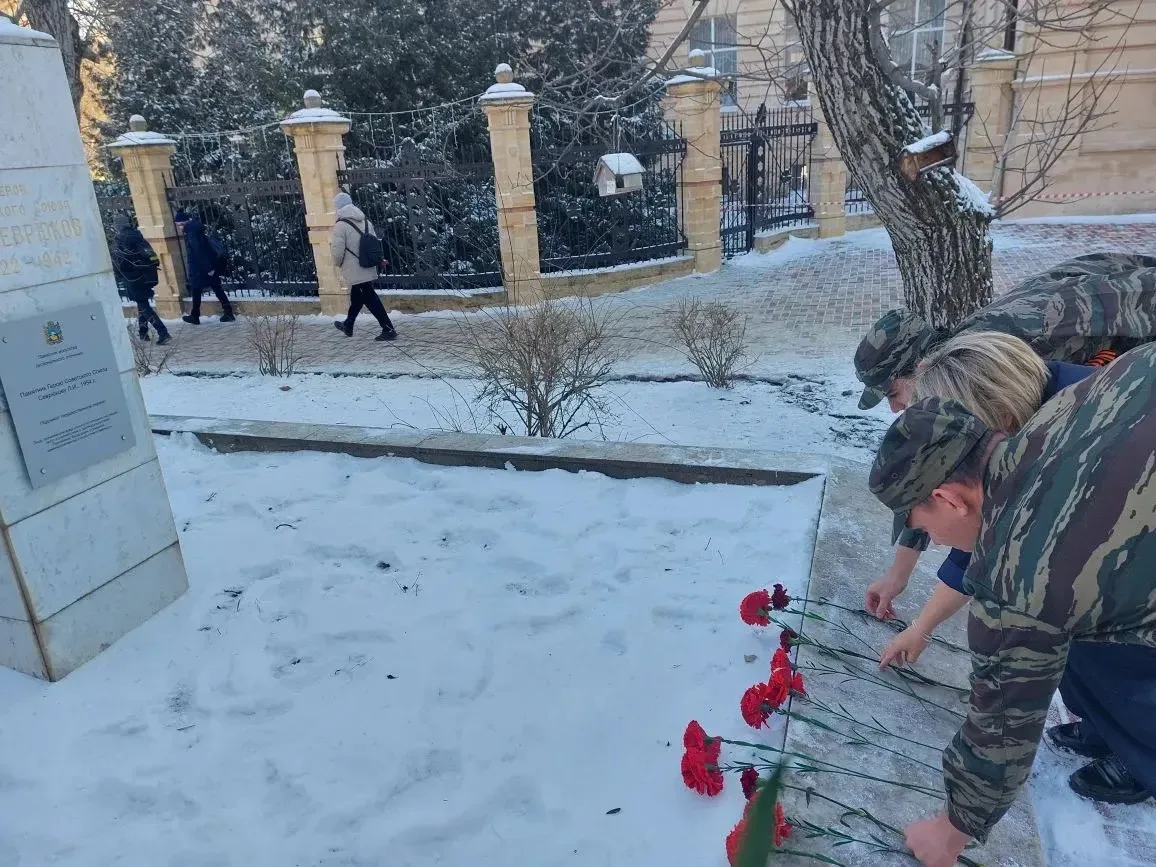 🇷🇺 Час памяти, посвященный освобождению Ставрополя 🇷🇺  Сегодня в актовом зале нашей гимназии прошел 