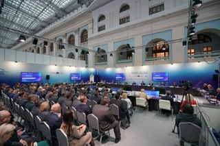 Ространснадзор расширяет интеграцию с грузовым вагоностроением

17 ноября в рамках форума «Транспорт