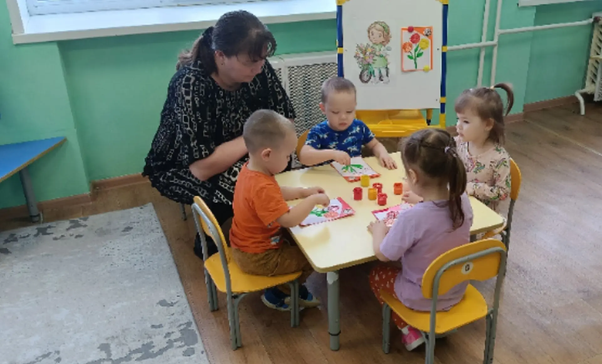 В преддверии прекрасного праздника – Международного женского дня ребята группы раннего ...